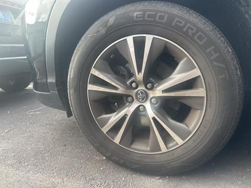 2018 Toyota Highlander LE Plus