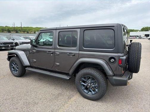 Granite Crystal Clearcoat Metallic 2026 Jeep Wrangler Sport
