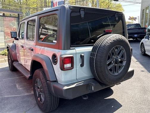 2024 Jeep Wrangler Sport
