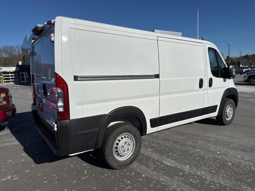 2025 RAM ProMaster 2500 Base