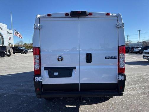 2025 RAM ProMaster 2500 Base