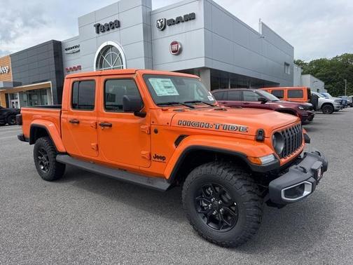 2025 Jeep Gladiator Sport