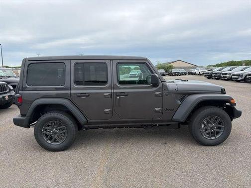 Granite Crystal Clearcoat Metallic 2026 Jeep Wrangler Sport