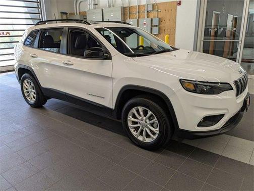 2022 Jeep Cherokee Latitude Lux