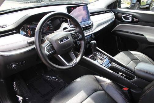 Black 2022 Jeep Compass Limited