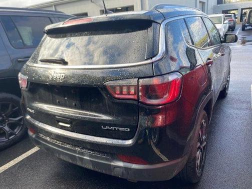 Black 2022 Jeep Compass Limited