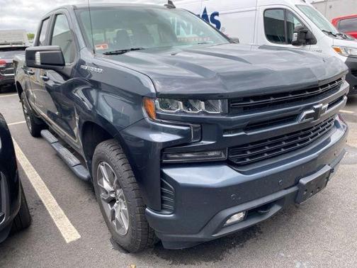 Gray 2019 Chevrolet Silverado 1500 RST