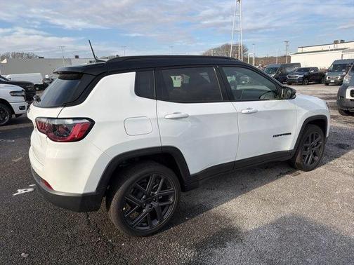 Bright White Clearcoat 2026 Jeep Compass Limited