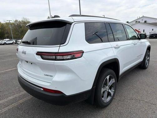 Bright White Clearcoat 2026 Jeep Grand Cherokee L Limited