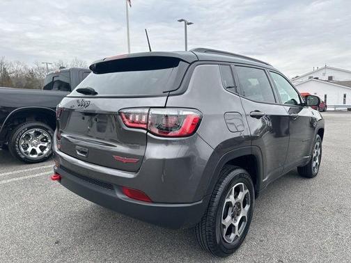 Gray 2022 Jeep Compass Trailhawk