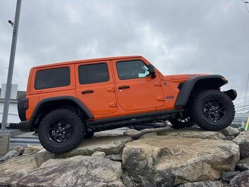 2025 Jeep Wrangler 4xe Sport