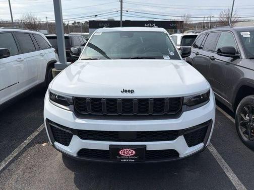 Bright White Clearcoat 2026 Jeep Grand Cherokee Limited