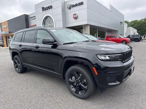 2025 Jeep Grand Cherokee L Laredo