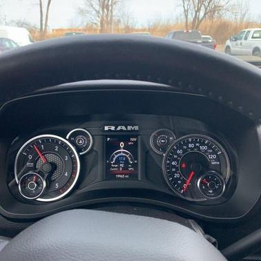 Photo 3 of 5 of 2020 RAM 2500 Big Horn