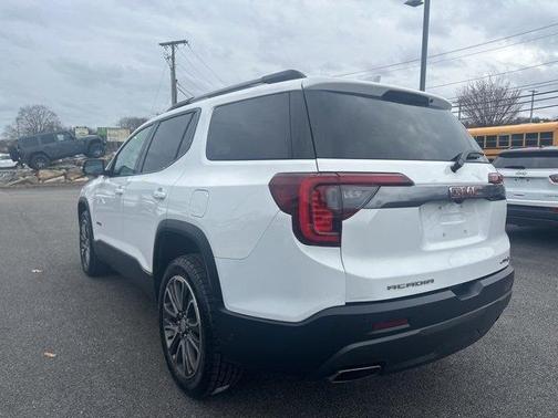 2020 GMC Acadia AT4