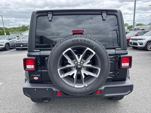 2025 Jeep Wrangler 4xe Sport