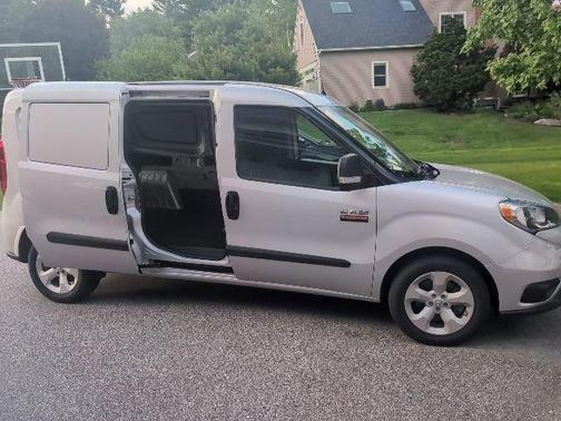 Silver 2022 RAM ProMaster City Base