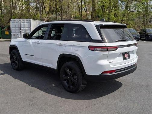 2023 Jeep Grand Cherokee Altitude