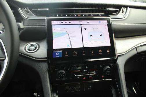 Black 2023 Jeep Grand Cherokee Limited