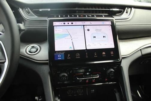Black 2023 Jeep Grand Cherokee Limited