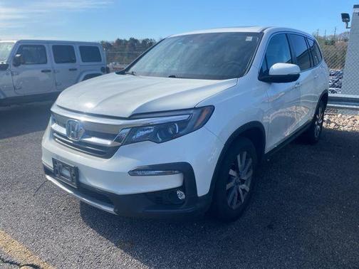 White 2019 Honda Pilot EX-L