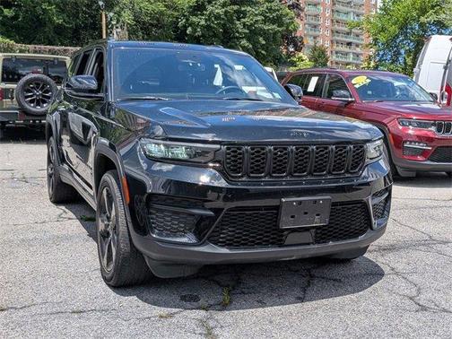 2023 Jeep Grand Cherokee Altitude