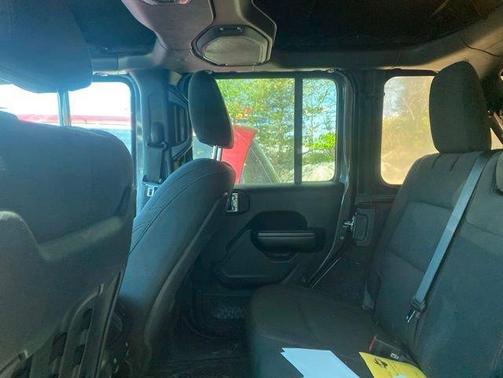 Gray 2019 Jeep Wrangler Unlimited Rubicon