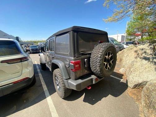 Gray 2019 Jeep Wrangler Unlimited Rubicon