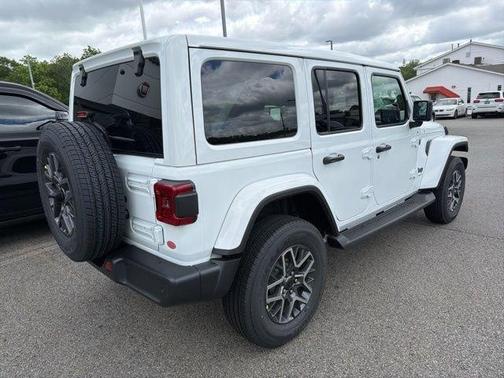 Bright White Clearcoat 2026 Jeep Wrangler Sahara