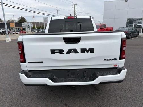 Bright White Clearcoat 2026 RAM 1500 Big Horn/Lone Star