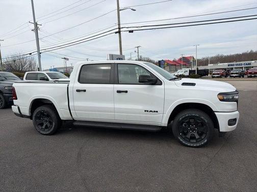 Bright White Clearcoat 2026 RAM 1500 Big Horn/Lone Star