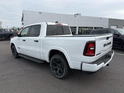 Bright White Clearcoat 2026 RAM 1500 Big Horn/Lone Star