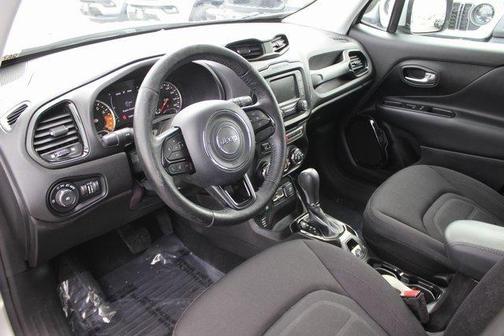 2017 Jeep Renegade Altitude