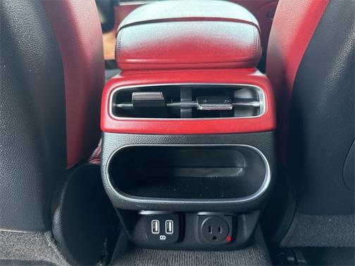 2022 Genesis GV70 2.5T