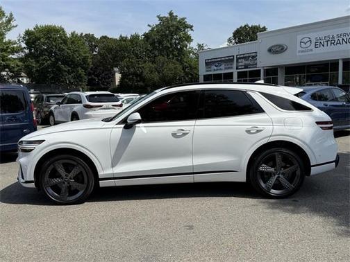 2022 Genesis GV70 2.5T