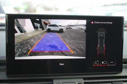 2023 Audi Q5 40 Premium