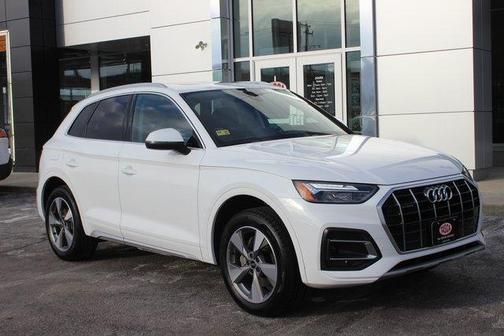 2023 Audi Q5 40 Premium