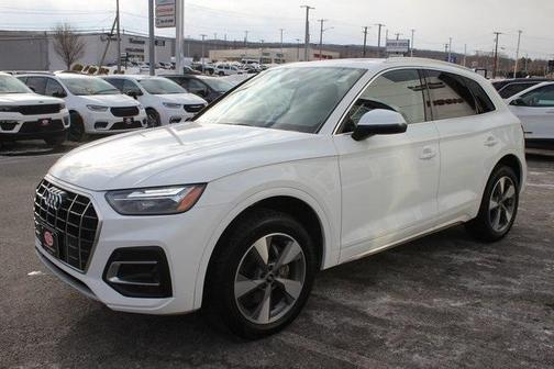 2023 Audi Q5 40 Premium