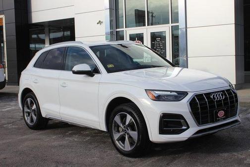2023 Audi Q5 40 Premium