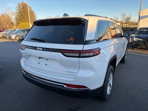 2025 Jeep Grand Cherokee Laredo X