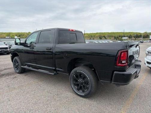 Diamond Black 2026 RAM 2500 Tradesman