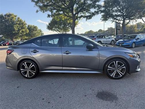 2022 Nissan Sentra SR