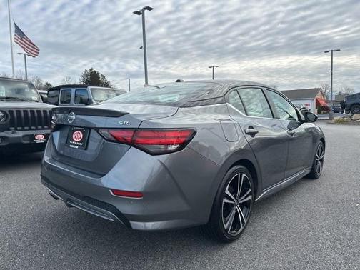 2022 Nissan Sentra SR