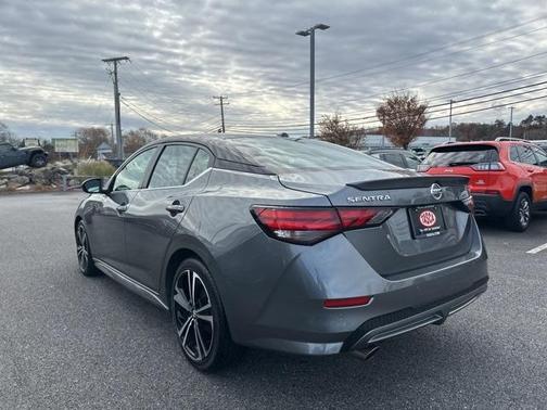 2022 Nissan Sentra SR