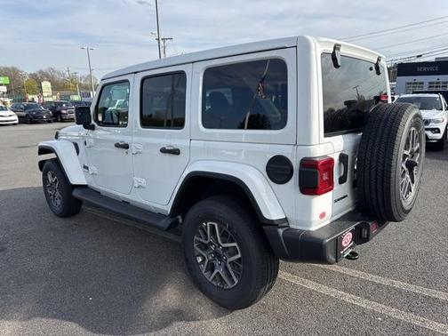 2025 Jeep Wrangler Sahara