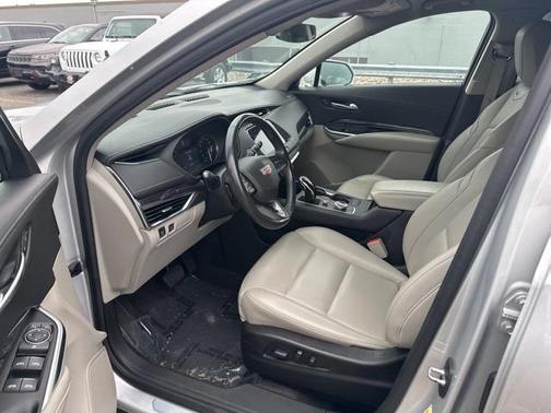 2020 Cadillac XT4 Luxury