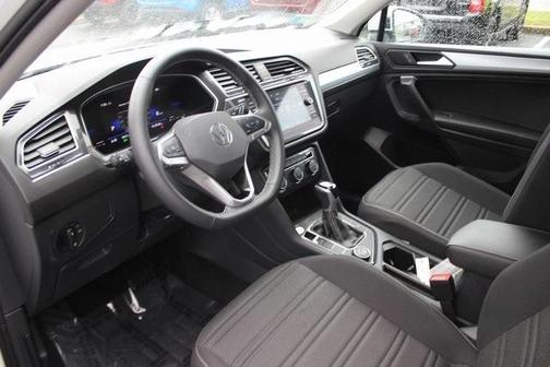 2024 Volkswagen Tiguan 2.0T S