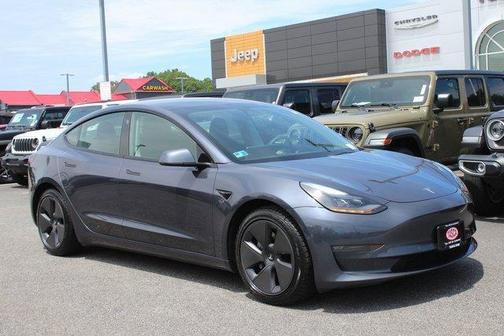 2022 Tesla Model 3 Long Range