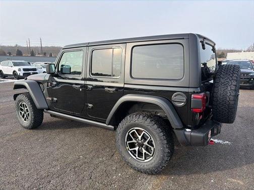 Black Clearcoat 2026 Jeep Wrangler Rubicon