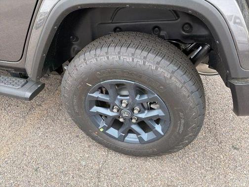Granite Crystal Clearcoat Metallic 2026 Jeep Wrangler Sport